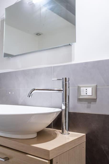 Domus Ameliae Cozy And Charming Apt At Cathedral Apartamento