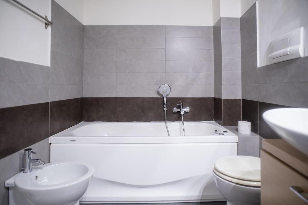 Domus Ameliae Cozy And Charming Apt At Cathedral Apartamento Palermo