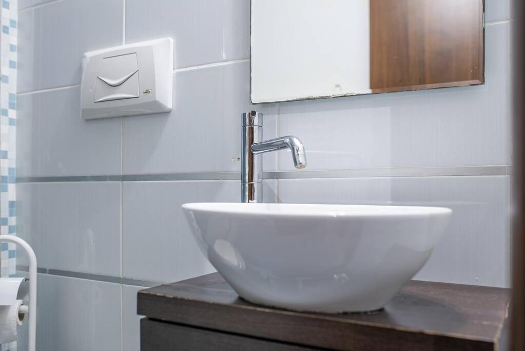 Domus Ameliae Cozy And Charming Apt At Cathedral Apartamento *